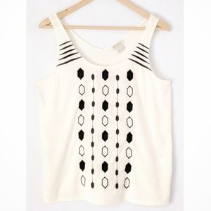 COPY - Lucky Brand Women's Tank Embroidered Print Size M